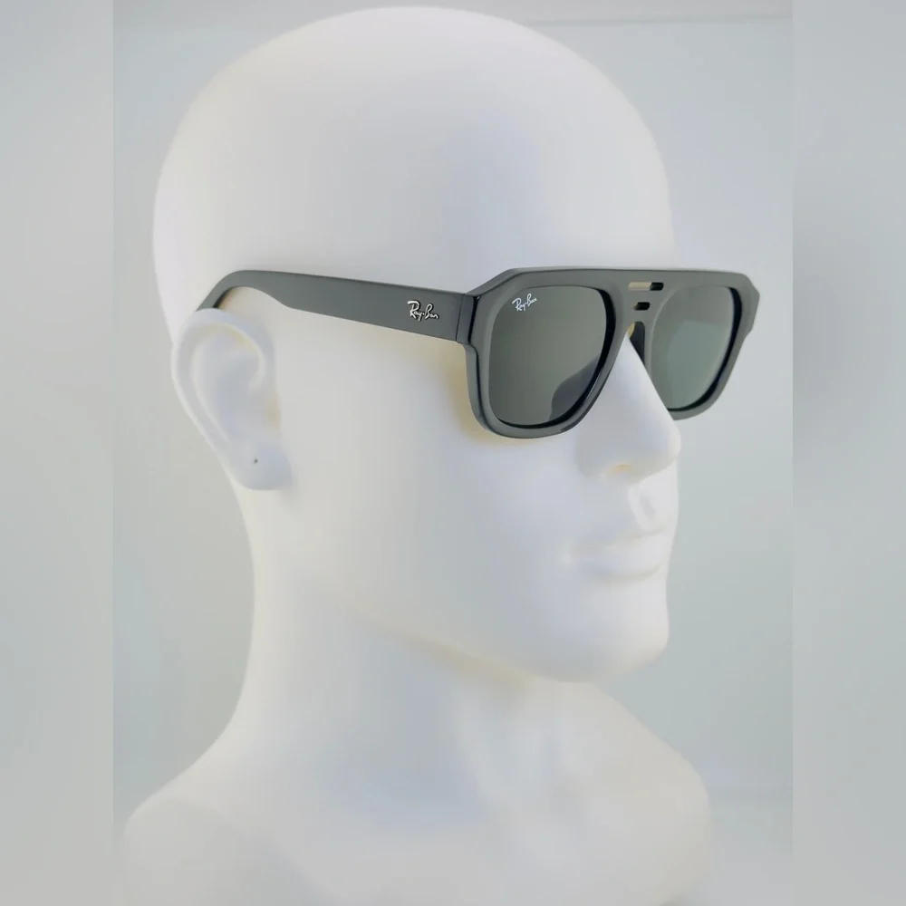 Ray-Ban declined sunglasses based